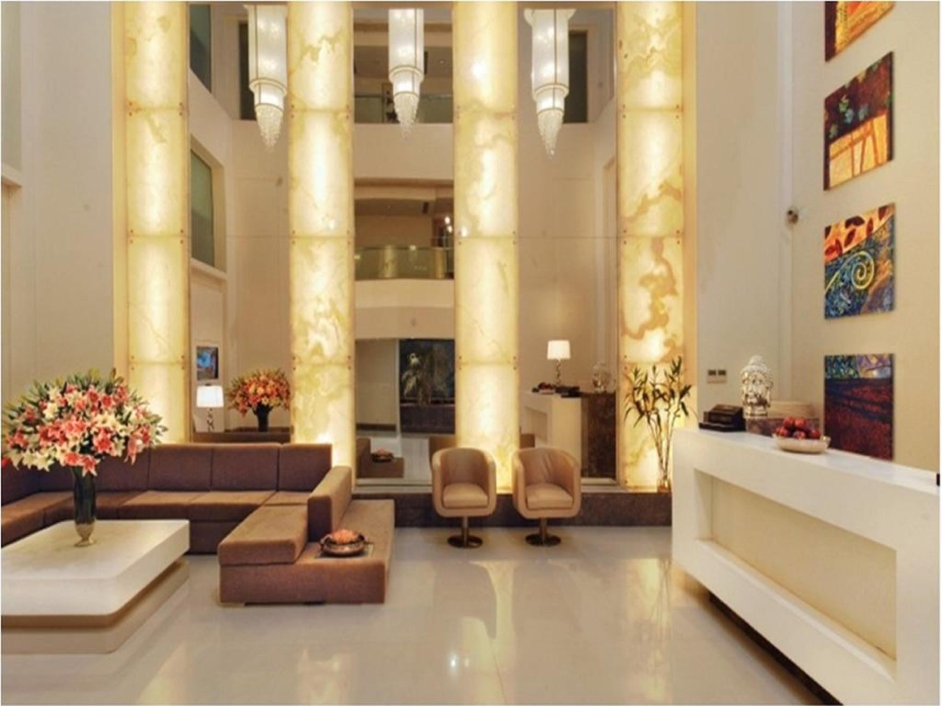 The Ashtan Sarovar Portico New Delhi Exteriör bild